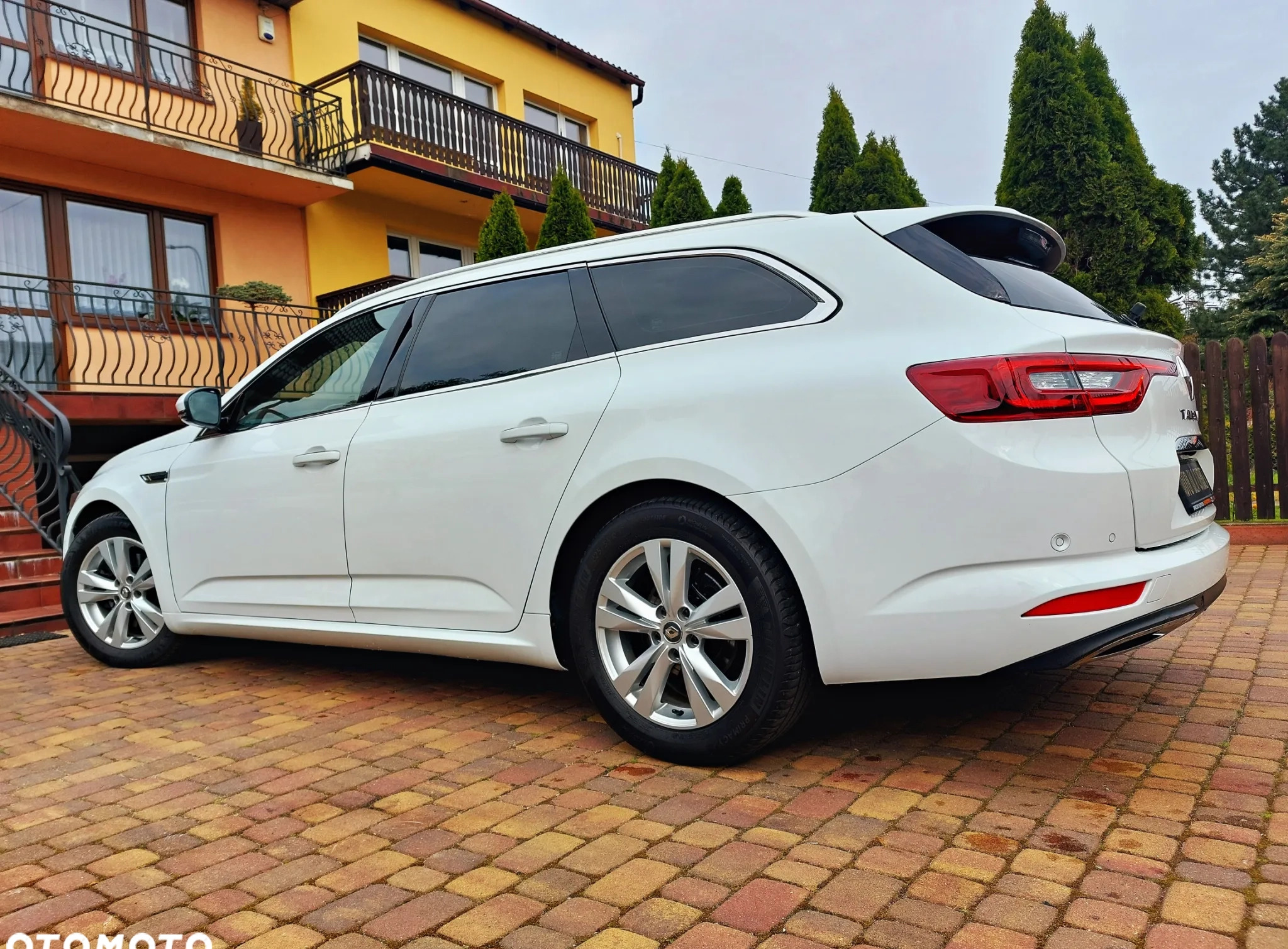 Renault Talisman cena 69900 przebieg: 166000, rok produkcji 2019 z Zawiercie małe 781